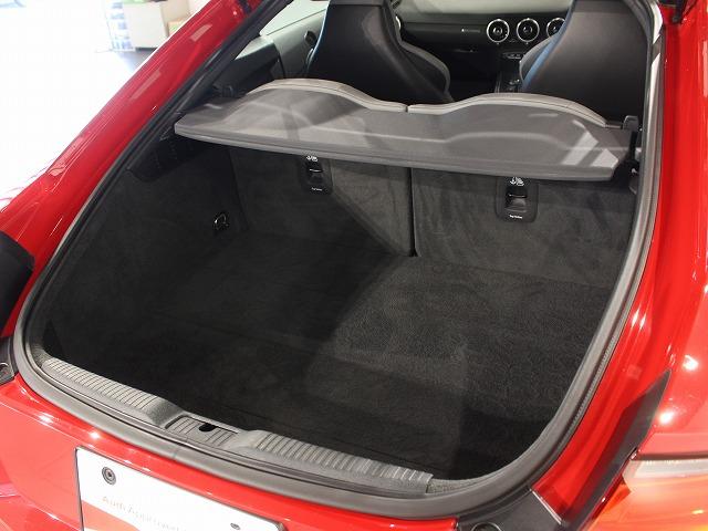 ＴＴクーペ ４０ＴＦＳＩ　認定中古車　Ｓ　ｌｉｎｅ　パッケージ　クルーズコントロール　コンフォートパッケージ　マトリクスＬＥＤヘッドライト（29枚目）