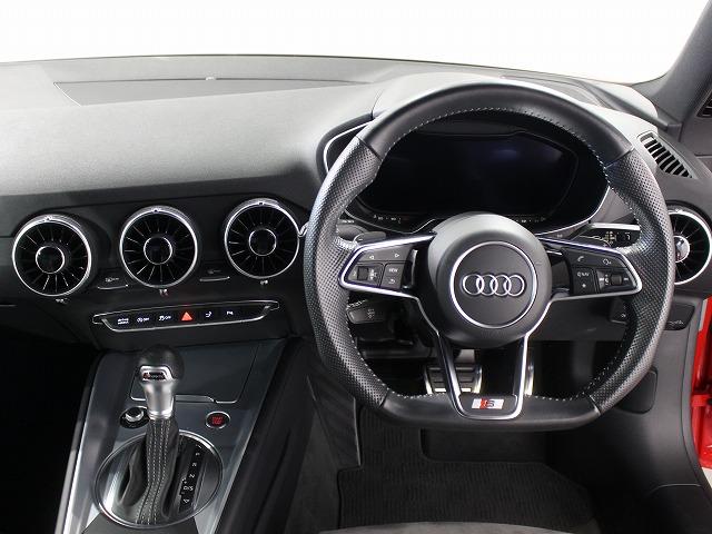 ＴＴクーペ ４０ＴＦＳＩ　認定中古車　Ｓ　ｌｉｎｅ　パッケージ　クルーズコントロール　コンフォートパッケージ　マトリクスＬＥＤヘッドライト（38枚目）
