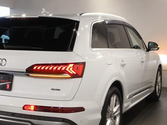 Ｑ７ ５５ＴＦＳＩクワトロ　Ｓライン　認定中古車　アドバンストサスペンションパッケージ　Ｂａｎｇ　＆　Ｏｌｕｆｓｅｎ　３Ｄ　サウンドシステム　プレミアムパッケージ　ＨＤマトリクスＬＥＤヘッドライトＡｕｄｉレーザーライトパッケージ（21枚目）