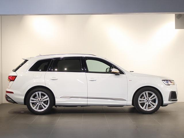 Ｑ７ ５５ＴＦＳＩクワトロ　Ｓライン　認定中古車　アドバンストサスペンションパッケージ　Ｂａｎｇ　＆　Ｏｌｕｆｓｅｎ　３Ｄ　サウンドシステム　プレミアムパッケージ　ＨＤマトリクスＬＥＤヘッドライトＡｕｄｉレーザーライトパッケージ（31枚目）