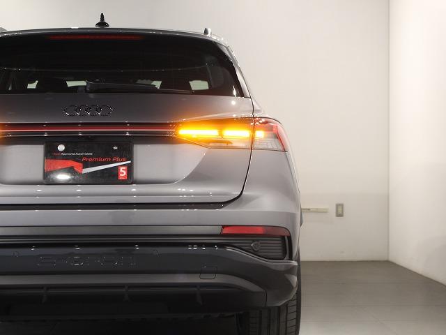 Q4 e-トロン 45e-トロン Sライン 認定中古車 S line パッケージ MMIナビゲーション プロ ブラックAudi rings&ブラックスタイリングパッケージ S line インテリアプラスパッケージ SONOS サウンドシステム(13枚目)