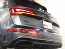 ４０ＴＤＩクワトロ　Ｓライン　４０　ＴＤＩ　ｑｕａｔｔｒｏ　Ｓ　ｌｉｎｅ：ステアリングヒーターアルミホイール　５ダブルアームデザイン　コントラストグレー　８Ｊｘ１９　２３５／５５Ｒ１９ルーフレール　（ブラック）（21枚目）