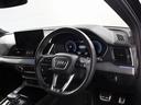 ４０ＴＤＩクワトロ　Ｓライン　４０　ＴＤＩ　ｑｕａｔｔｒｏ　Ｓ　ｌｉｎｅ：ステアリングヒーターアルミホイール　５ダブルアームデザイン　コントラストグレー　８Ｊｘ１９　２３５／５５Ｒ１９ルーフレール　（ブラック）（53枚目）