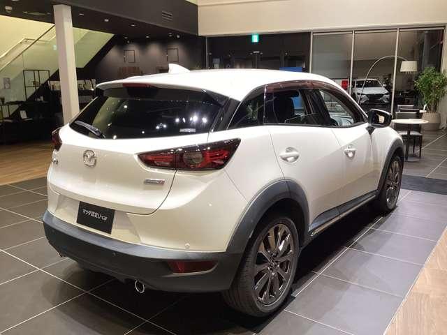 ＣＸ－３ １．８　ＸＤ　エクスクルーシブ　モッズ　ディーゼルターボ　ナビ　３６０度モニター　ＥＴＣ　フロアマット（4枚目）