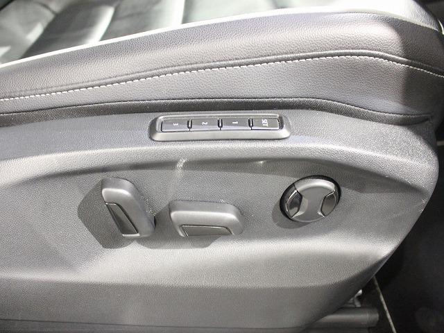 ティグアン ＴＤＩ　４モーション　Ｒライン　ディナウディオ　４ＭＯＴＩＯＮ（四輪駆動）　ディーゼルモデル　ヒートシーター　レザーシート　ディープブラックパールエフェクト　パワーシート（26枚目）