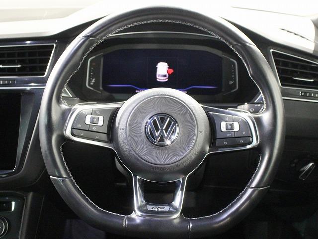ティグアン ＴＤＩ　４モーション　Ｒライン　ディナウディオ　４ＭＯＴＩＯＮ（四輪駆動）　ディーゼルモデル　ヒートシーター　レザーシート　ディープブラックパールエフェクト　パワーシート（28枚目）