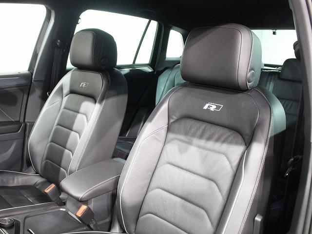 ティグアン ＴＤＩ　４モーション　Ｒライン　ディナウディオ　４ＭＯＴＩＯＮ（四輪駆動）　ディーゼルモデル　ヒートシーター　レザーシート　ディープブラックパールエフェクト　パワーシート（30枚目）