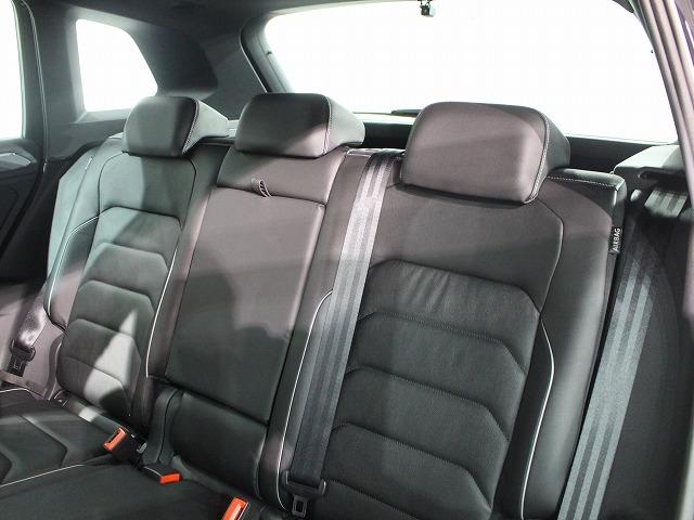 ティグアン ＴＤＩ　４モーション　Ｒライン　ディナウディオ　４ＭＯＴＩＯＮ（四輪駆動）　ディーゼルモデル　ヒートシーター　レザーシート　ディープブラックパールエフェクト　パワーシート（35枚目）