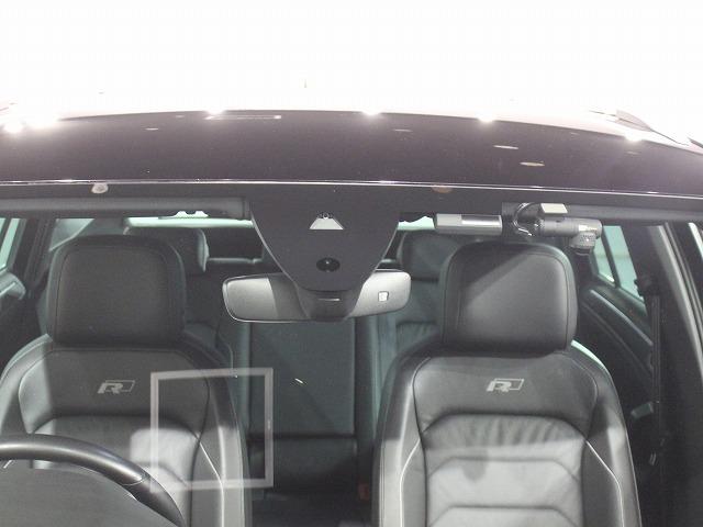 ティグアン ＴＤＩ　４モーション　Ｒライン　ディナウディオ　４ＭＯＴＩＯＮ（四輪駆動）　ディーゼルモデル　ヒートシーター　レザーシート　ディープブラックパールエフェクト　パワーシート（48枚目）