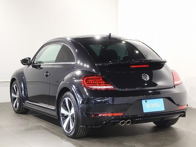 ザ・ビートル Ｒラインマイスター　バイキセノンヘッドライト　クルーズコントロール　インテリアアンビエントライト　リヤスポイラー　純正１８インチアルミホイール　ブラインドスポットディテクション（8枚目）