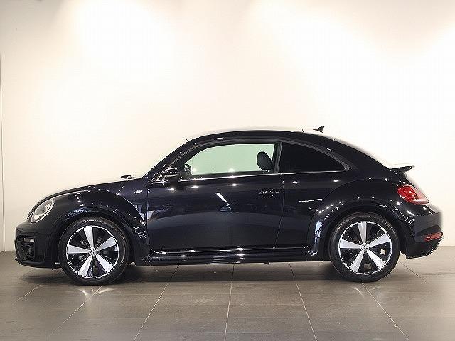 ザ・ビートル Ｒラインマイスター　バイキセノンヘッドライト　クルーズコントロール　インテリアアンビエントライト　リヤスポイラー　純正１８インチアルミホイール　ブラインドスポットディテクション（9枚目）