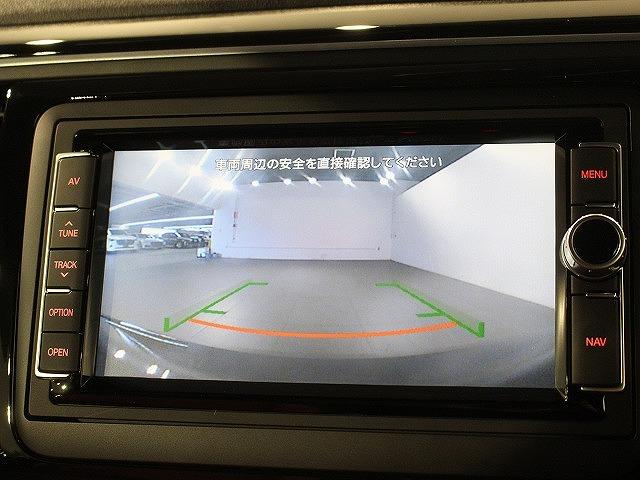 ザ・ビートル Ｒラインマイスター　バイキセノンヘッドライト　クルーズコントロール　インテリアアンビエントライト　リヤスポイラー　純正１８インチアルミホイール　ブラインドスポットディテクション（15枚目）