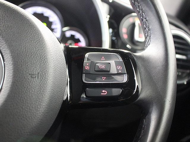 ザ・ビートル Ｒラインマイスター　バイキセノンヘッドライト　クルーズコントロール　インテリアアンビエントライト　リヤスポイラー　純正１８インチアルミホイール　ブラインドスポットディテクション（20枚目）