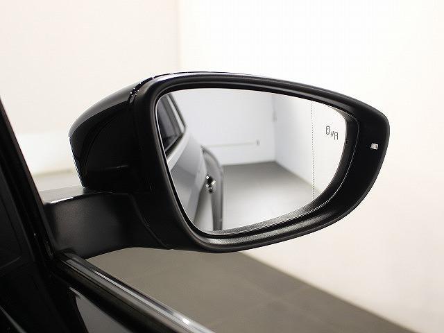 ザ・ビートル Ｒラインマイスター　バイキセノンヘッドライト　クルーズコントロール　インテリアアンビエントライト　リヤスポイラー　純正１８インチアルミホイール　ブラインドスポットディテクション（24枚目）