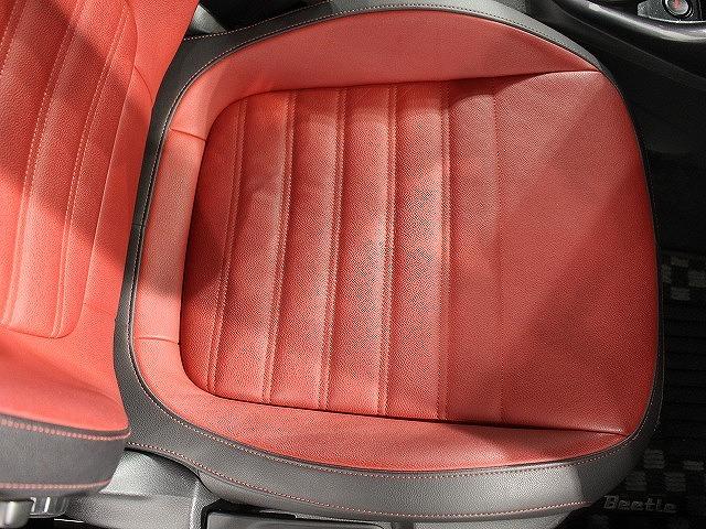 ザ・ビートル Ｒラインマイスター　バイキセノンヘッドライト　クルーズコントロール　インテリアアンビエントライト　リヤスポイラー　純正１８インチアルミホイール　ブラインドスポットディテクション（32枚目）