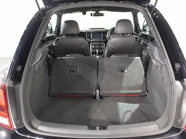 ザ・ビートル Ｒラインマイスター　バイキセノンヘッドライト　クルーズコントロール　インテリアアンビエントライト　リヤスポイラー　純正１８インチアルミホイール　ブラインドスポットディテクション（46枚目）