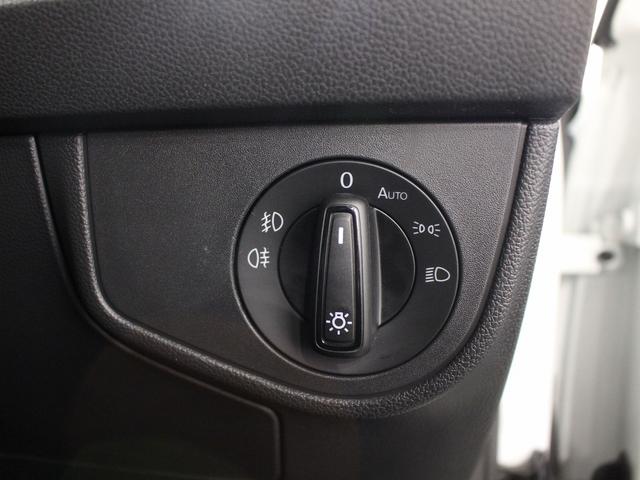 ポロ TSIスタイル IQライト ピュアホワイト レーンキープアシスト アダティブクルーズコントロール ハイオクモデル 純正アルミホイール レンタカーアップ(27枚目)