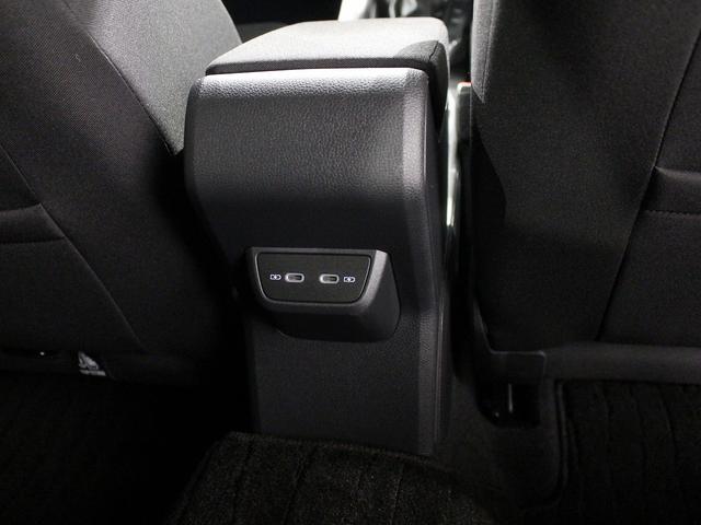 ポロ TSIスタイル IQライト ピュアホワイト レーンキープアシスト アダティブクルーズコントロール ハイオクモデル 純正アルミホイール レンタカーアップ(40枚目)