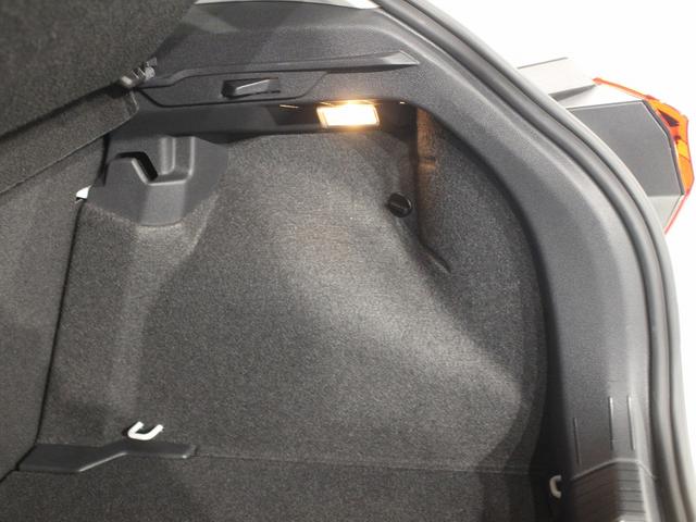 ポロ TSIスタイル IQライト ピュアホワイト レーンキープアシスト アダティブクルーズコントロール ハイオクモデル 純正アルミホイール レンタカーアップ(47枚目)