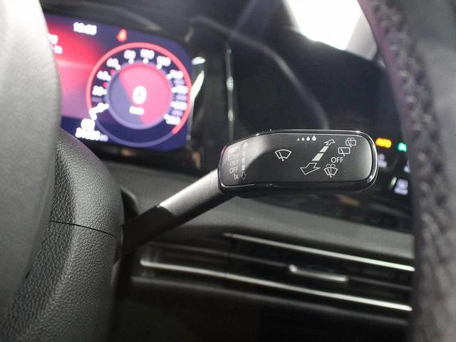 ゴルフGTI ベースグレード カープレイ対応 アンビエントライト トラベルアシスト クルーズコントロール 障害物センサー ワンオーナー 純正ホイール 禁煙車(29枚目)