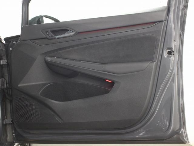 ゴルフGTI ベースグレード カープレイ対応 アンビエントライト トラベルアシスト クルーズコントロール 障害物センサー ワンオーナー 純正ホイール 禁煙車(44枚目)
