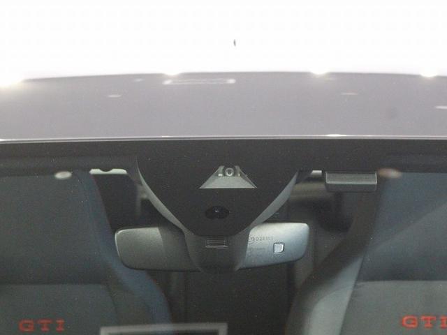 ゴルフGTI ベースグレード カープレイ対応 アンビエントライト トラベルアシスト クルーズコントロール 障害物センサー ワンオーナー 純正ホイール 禁煙車(49枚目)