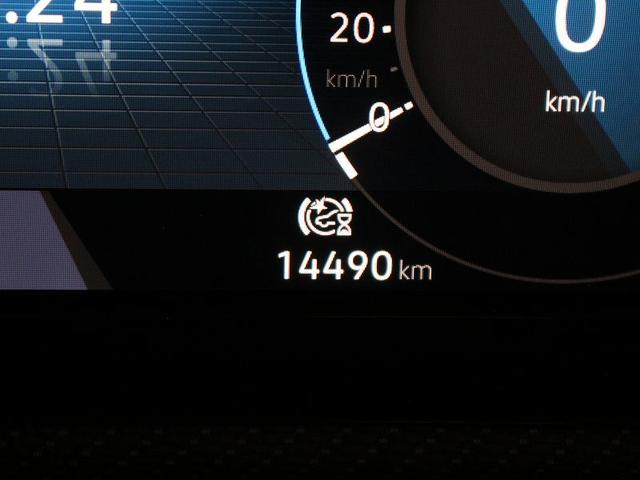 ゴルフヴァリアント eTSI Rライン カープレイ対応 アンビエントライト トラベルアシスト クルーズコントロール 障害物センサー マイルドハイブリット ワンオーナー 純正ホイール 禁煙車(11枚目)