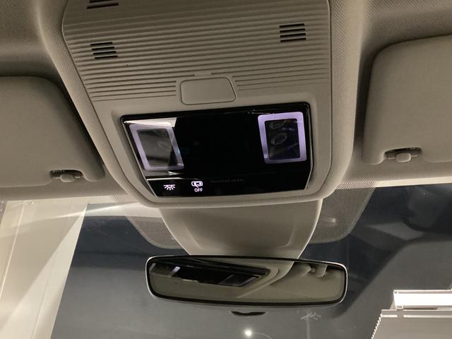 ゴルフ ＴＤＩアクティブアドバンス　ＴＤＩ（ディーゼルモデル）アクティブアドバンス　ディープブラックパールエフェクト　デモカーアップ　ＣＡＲＰＬＡＹ　現行モデル　ＬＥＤヘッドライト（22枚目）