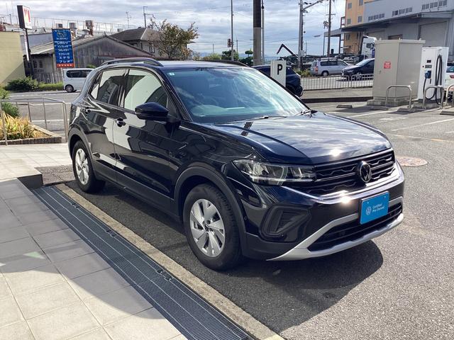 T-クロス TSI アクティブ アダティブクルーズコントロール レーンキープアシスト ディープブラックパールエフェクト LEDヘッドライト CARPLAY搭載(3枚目)