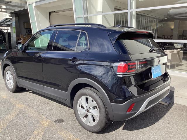 T-クロス TSI アクティブ アダティブクルーズコントロール レーンキープアシスト ディープブラックパールエフェクト LEDヘッドライト CARPLAY搭載(5枚目)