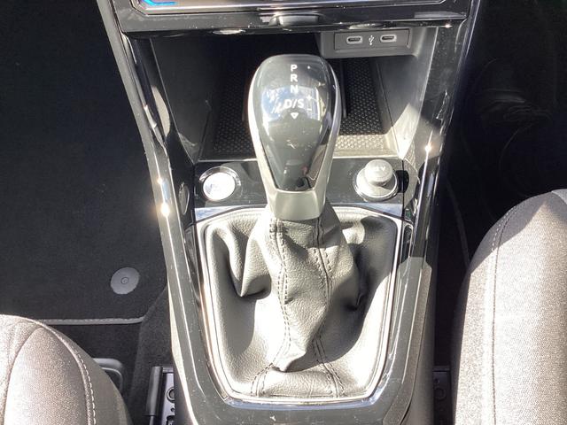 T-クロス TSI アクティブ アダティブクルーズコントロール レーンキープアシスト ディープブラックパールエフェクト LEDヘッドライト CARPLAY搭載(38枚目)