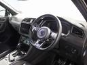 ＴＤＩ　４モーション　Ｒライン　ディナウディオ　４ＭＯＴＩＯＮ（四輪駆動）　ディーゼルモデル　ヒートシーター　レザーシート　ディープブラックパールエフェクト　パワーシート（27枚目）