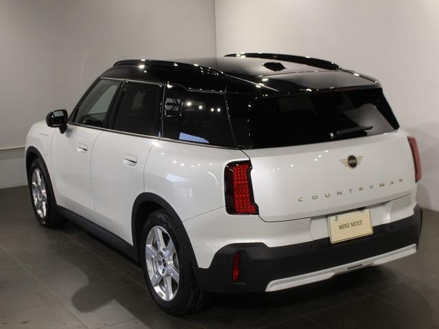 ＭＩＮＩ カントリーマンＥ　クラシック・トリム　デモカー／ＣＬＡＳＳＩＣ／認定中古車／ディーラー／シートヒーター／Ｈａｒｍａｎ　Ｋａｒｄｏｎ／ステアリングヒーター／ＬＥＤ－ヘッドライト／ハイビームアシスタント／Ｃｌａｓｓｉｃ　Ｔｒｉｍ／正規ディーラ（16枚目）
