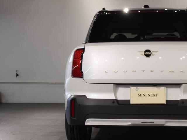 ＭＩＮＩ カントリーマンＥ　クラシック・トリム　デモカー／ＣＬＡＳＳＩＣ／認定中古車／ディーラー／シートヒーター／Ｈａｒｍａｎ　Ｋａｒｄｏｎ／ステアリングヒーター／ＬＥＤ－ヘッドライト／ハイビームアシスタント／Ｃｌａｓｓｉｃ　Ｔｒｉｍ／正規ディーラ（18枚目）