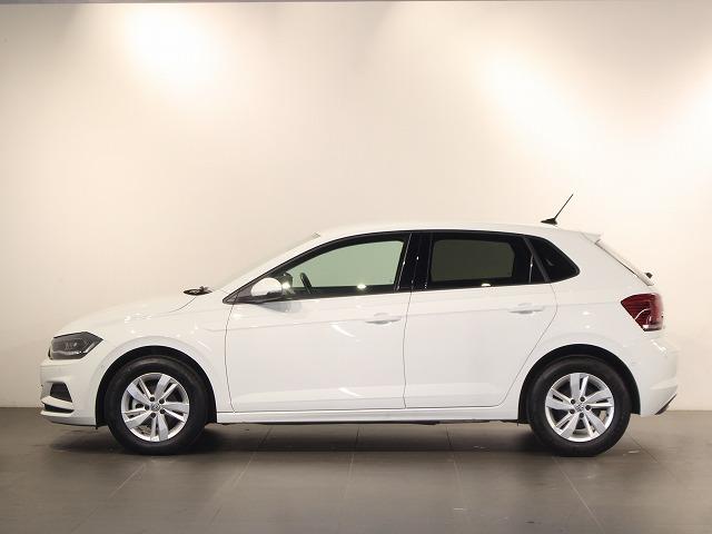 ポロ TSIコンフォートラインリミテッド LEDヘッドライト クルーズコントロール ナビ付 アップルカープレー対応 バックカメラ コーナーセンサー 駐車支援システム 非接触充電 ドライブレコーダー ETC(14枚目)