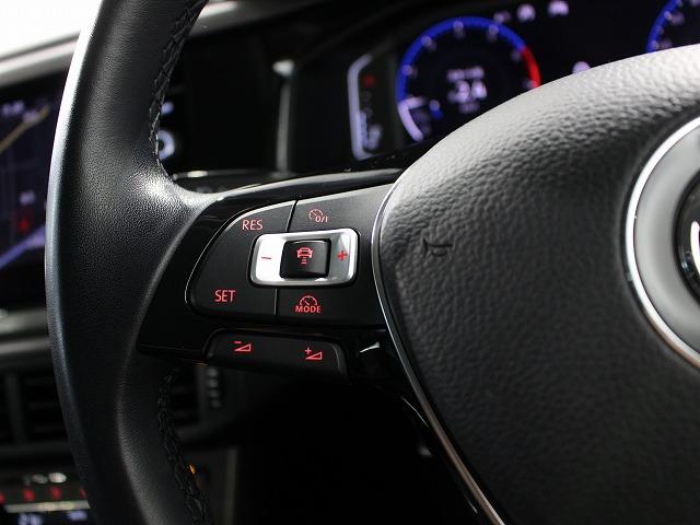 ポロ TSIコンフォートラインリミテッド LEDヘッドライト クルーズコントロール ナビ付 アップルカープレー対応 バックカメラ コーナーセンサー 駐車支援システム 非接触充電 ドライブレコーダー ETC(36枚目)