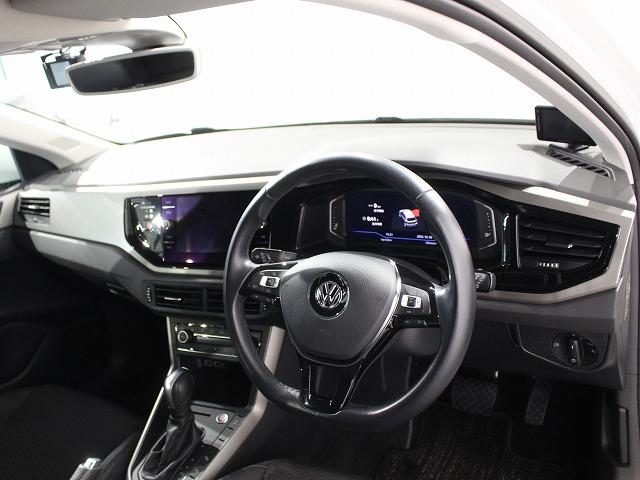 ポロ TSIコンフォートラインリミテッド LEDヘッドライト クルーズコントロール ナビ付 アップルカープレー対応 バックカメラ コーナーセンサー 駐車支援システム 非接触充電 ドライブレコーダー ETC(46枚目)