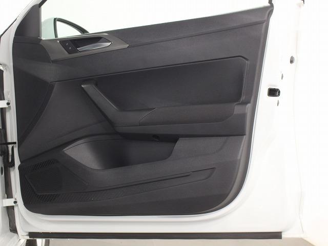 ポロ TSIコンフォートラインリミテッド LEDヘッドライト クルーズコントロール ナビ付 アップルカープレー対応 バックカメラ コーナーセンサー 駐車支援システム 非接触充電 ドライブレコーダー ETC(53枚目)