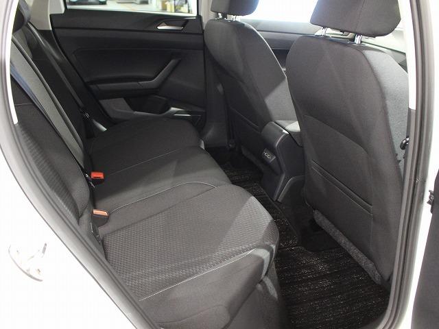 ポロ TSIコンフォートラインリミテッド LEDヘッドライト クルーズコントロール ナビ付 アップルカープレー対応 バックカメラ コーナーセンサー 駐車支援システム 非接触充電 ドライブレコーダー ETC(66枚目)