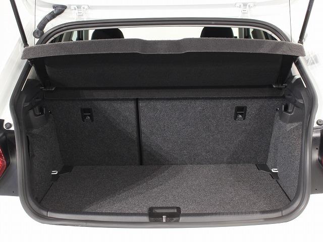 ポロ TSIコンフォートラインリミテッド LEDヘッドライト クルーズコントロール ナビ付 アップルカープレー対応 バックカメラ コーナーセンサー 駐車支援システム 非接触充電 ドライブレコーダー ETC(70枚目)