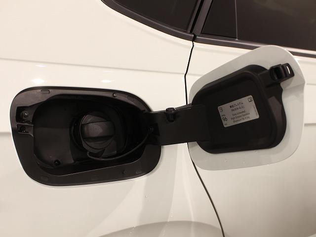 ポロ TSIコンフォートラインリミテッド LEDヘッドライト クルーズコントロール ナビ付 アップルカープレー対応 バックカメラ コーナーセンサー 駐車支援システム 非接触充電 ドライブレコーダー ETC(78枚目)