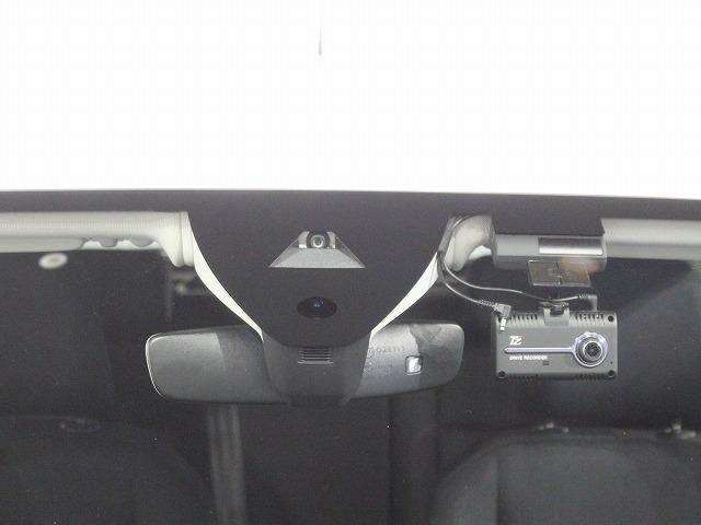 ポロ TSIコンフォートラインリミテッド LEDヘッドライト クルーズコントロール ナビ付 アップルカープレー対応 バックカメラ コーナーセンサー 駐車支援システム 非接触充電 ドライブレコーダー ETC(79枚目)