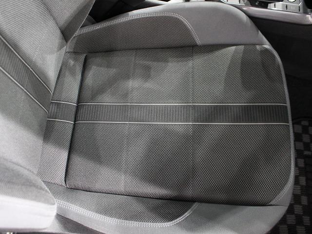 ポロ TSIスタイル ナビゲーションバックモニターコーナーセンサークルーズ駐車支援システム非接触充電CarPlay対応(49枚目)