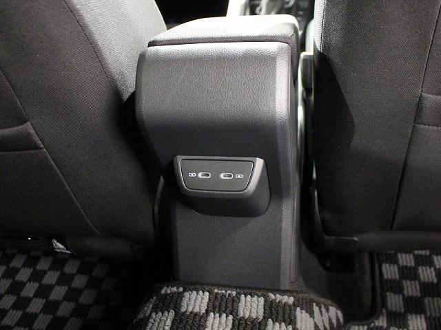 ポロ TSIスタイル ナビゲーションバックモニターコーナーセンサークルーズ駐車支援システム非接触充電CarPlay対応(66枚目)