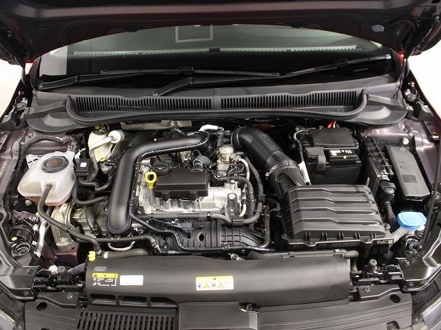 ポロ TSIスタイル ナビゲーションバックモニターコーナーセンサークルーズ駐車支援システム非接触充電CarPlay対応(79枚目)