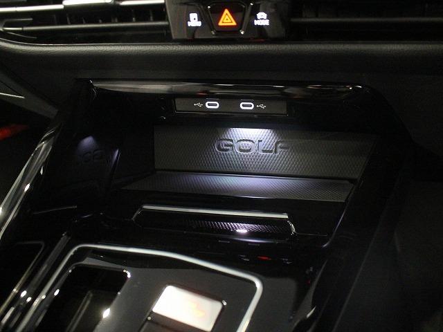 ゴルフGTI ベースグレード ナビゲーションバックモニタークルーズコントロールBluetooth搭載車非接触充電駐車支援システム(29枚目)