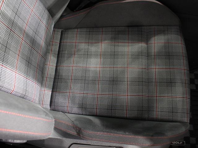 ゴルフGTI ベースグレード ナビゲーションバックモニタークルーズコントロールBluetooth搭載車非接触充電駐車支援システム(46枚目)