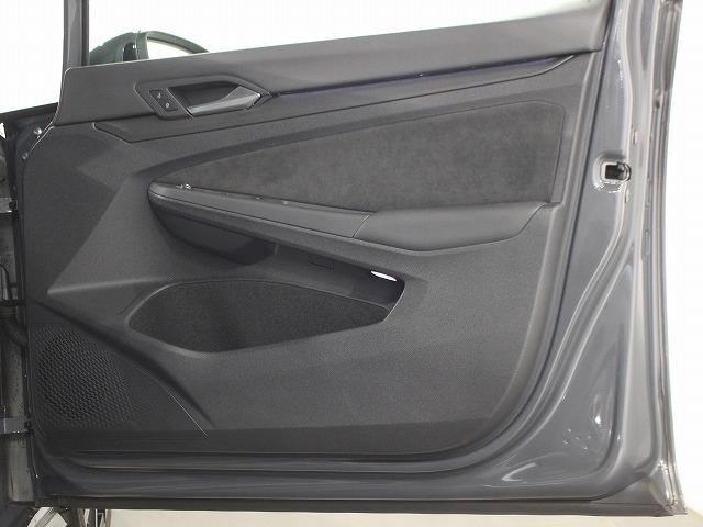 ゴルフGTI ベースグレード ナビゲーションバックモニタークルーズコントロールBluetooth搭載車非接触充電駐車支援システム(50枚目)