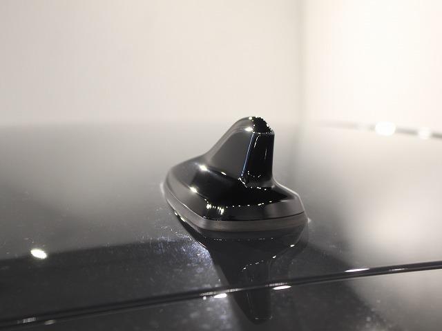 ゴルフGTI ベースグレード ナビゲーションバックモニタークルーズコントロールBluetooth搭載車非接触充電駐車支援システム(72枚目)