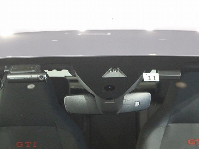 ゴルフGTI ベースグレード ナビゲーションバックモニタークルーズコントロールBluetooth搭載車非接触充電駐車支援システム(74枚目)